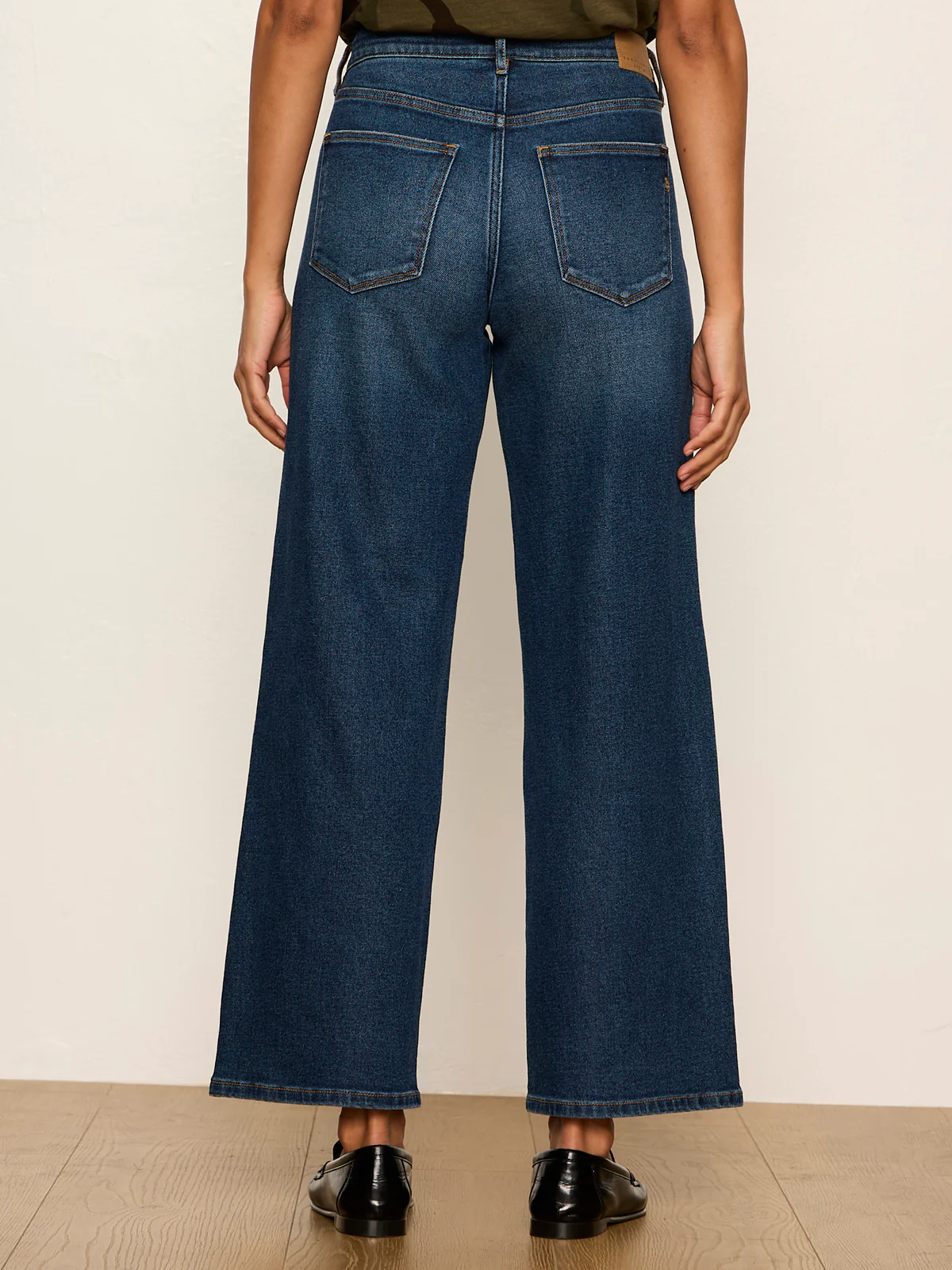 Ekara Crop Jean Dark Wash - Image 4