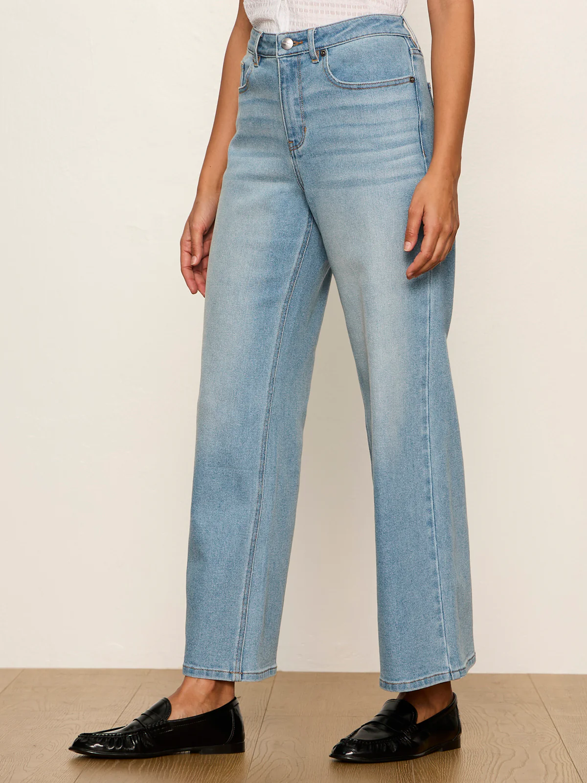 Ekara Crop Jean Light Wash - Image 4